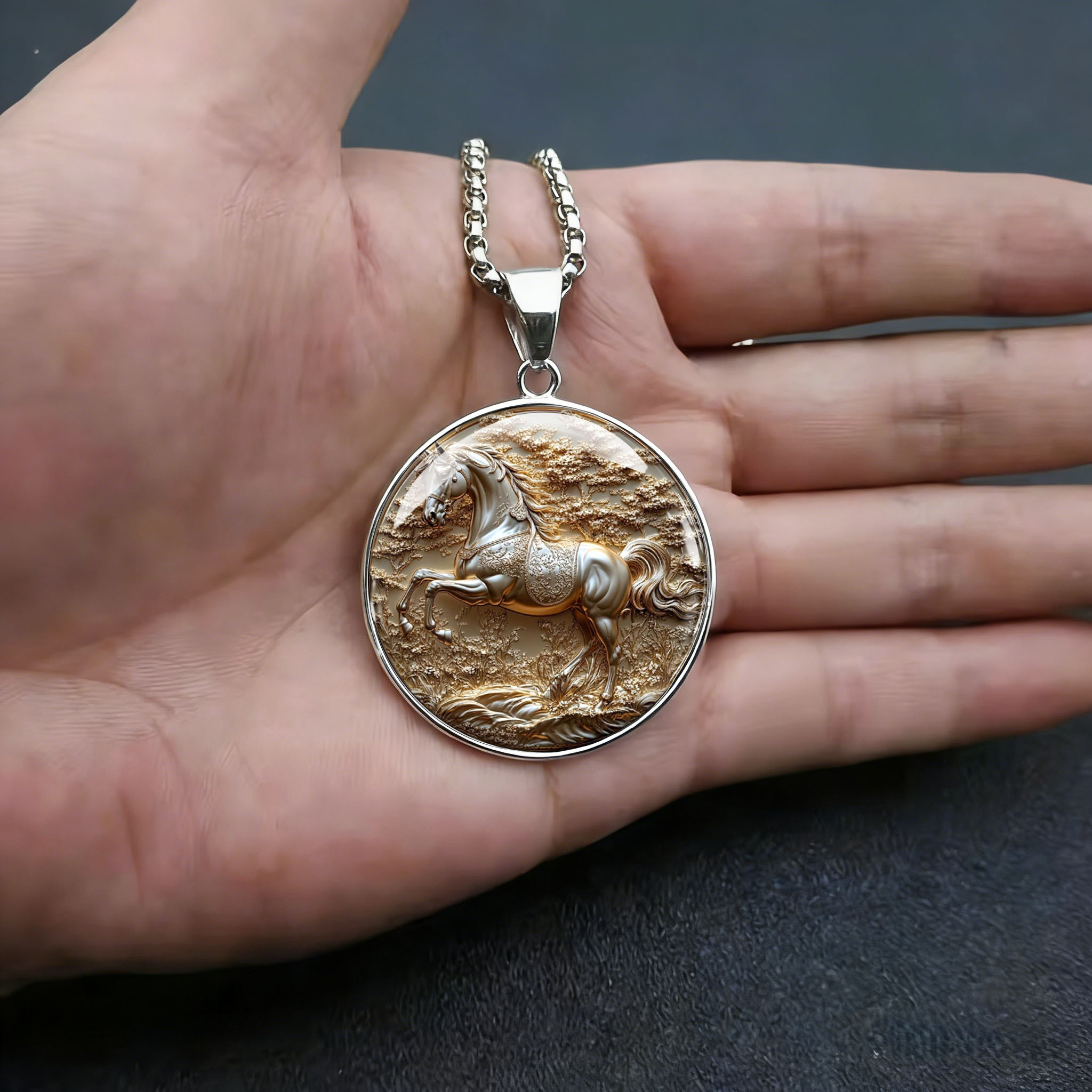 Men's Golden Steed Pattern Stainless Steel Necklace, Animal Pendant